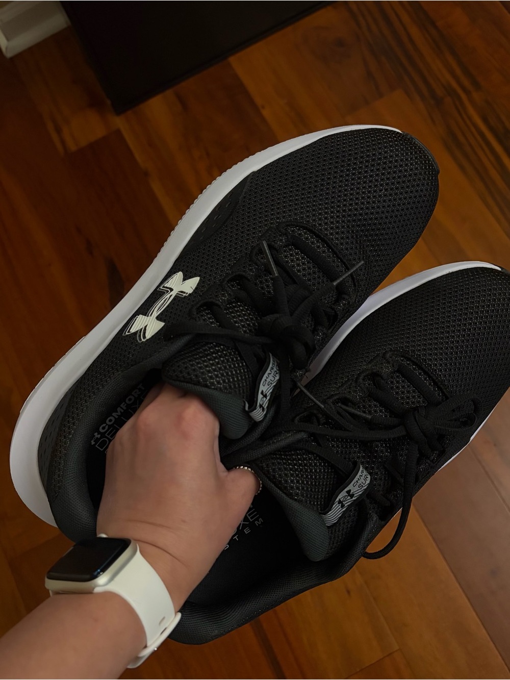 Under Armour Charged Surge 4 running shoes size 13 - Picture 3 of 6